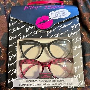 Adorable Betsey Johnson Blue Light Glasses NWOT!! 2- Pack Black and Pink 🖤💖